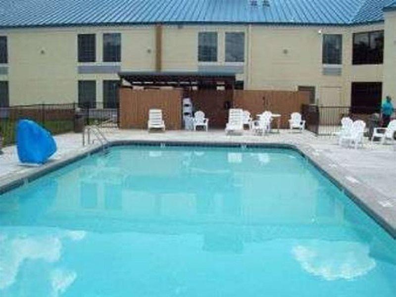 Days Inn & Suites By Wyndham Tahlequah Exterior photo